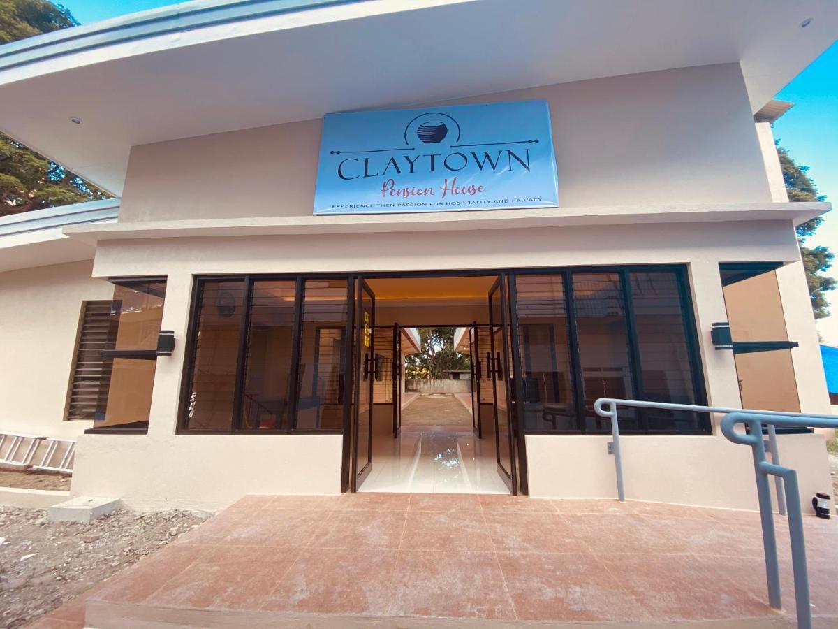 Claytown Pension House Dumaguete City Exteriör bild
